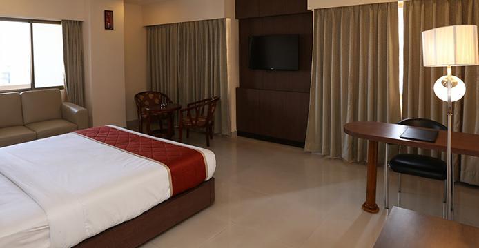 The Contour Hotel Guwahati Exterior photo